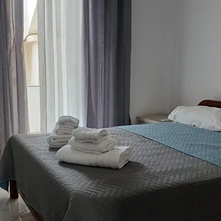 شقة Vana's ساراندا